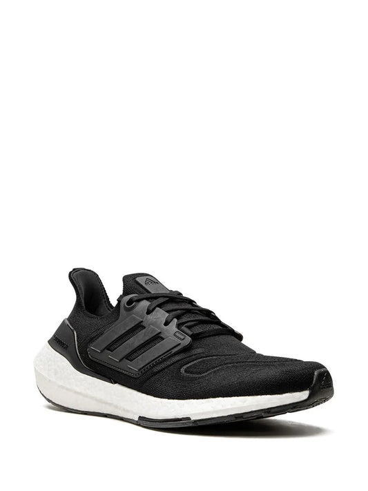 Ultraboost 22 Core Black/Core Black/Cloud Wh Sneakers