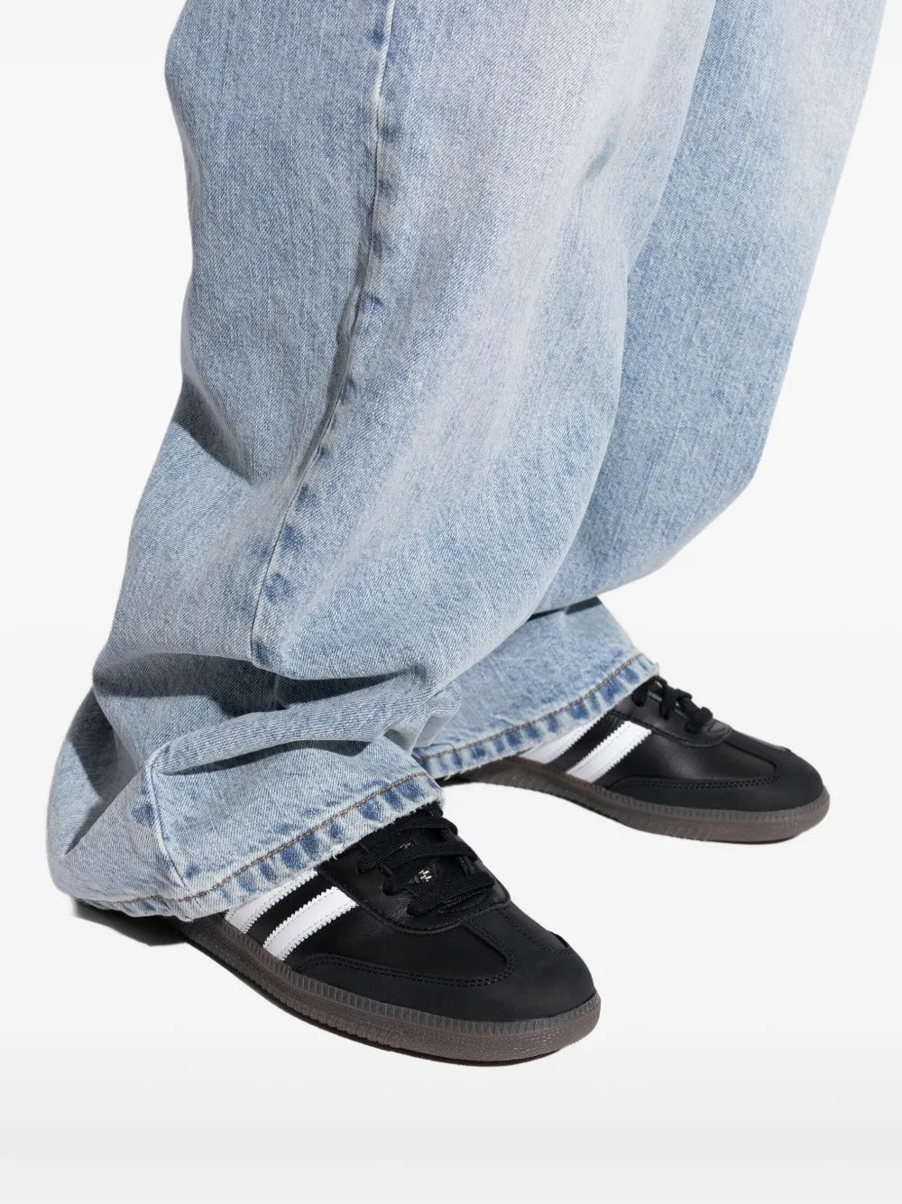 Samba Sneakers