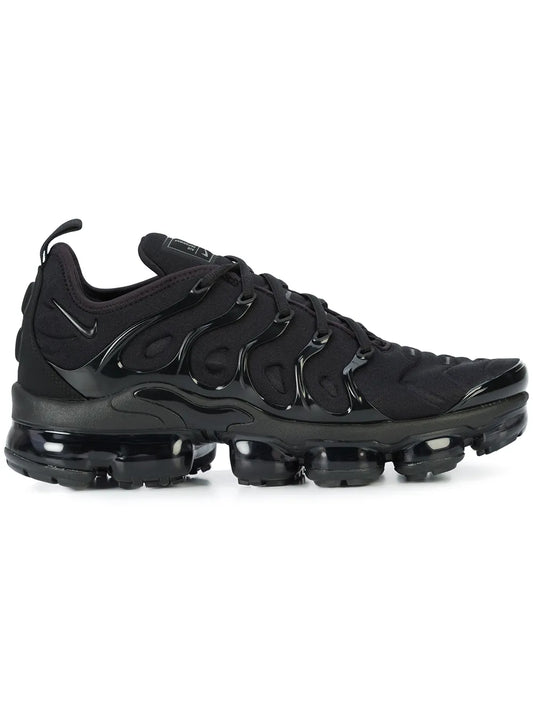 Air Vapormax Plus Triple Black Sneakers