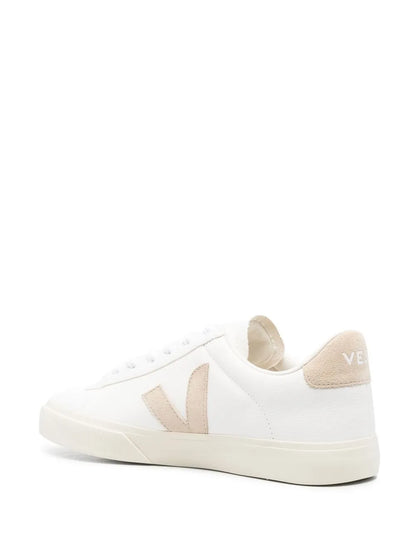 VEJA Campo Low-Top Lace-Up