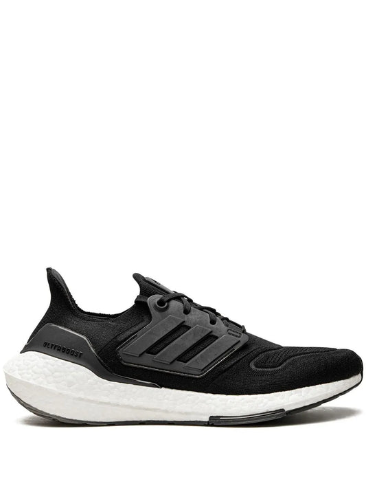 Ultraboost 22 Core Black/Core Black/Cloud Wh Sneakers