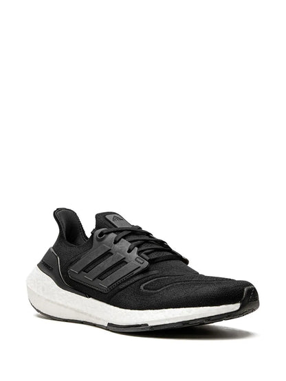Ultraboost 22 Core Black/Core Black/Cloud Wh Sneakers