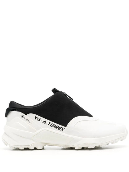 Y-3 Terrex Swift R3