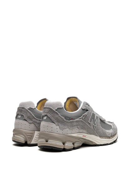 New Balance 2002R