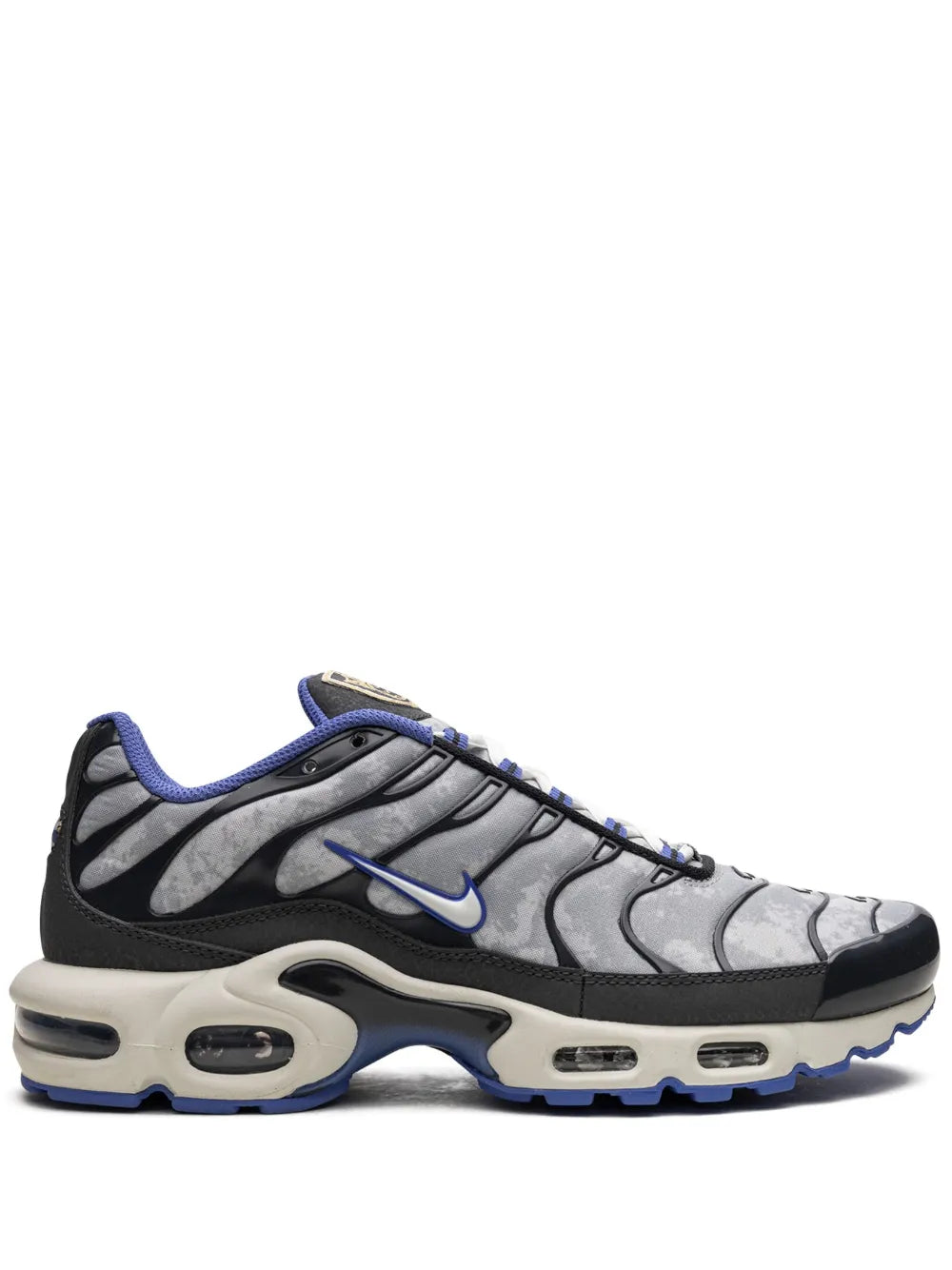 Air Max Plus Se Social FC Sneakers
