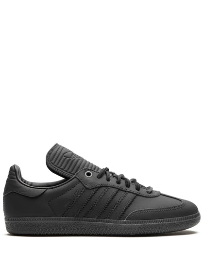 X Pharrell Humanrace Samba Charcoal Sneakers