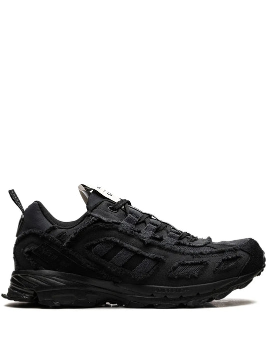 X Song For The Mute Shadowturf Core Black Sneakers
