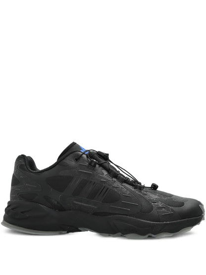 X 100 Thieves Savage Sneakers