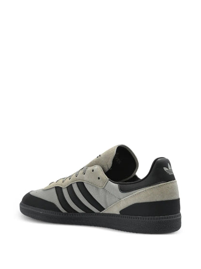 X 100 Thieves Palos Hills Sneakers