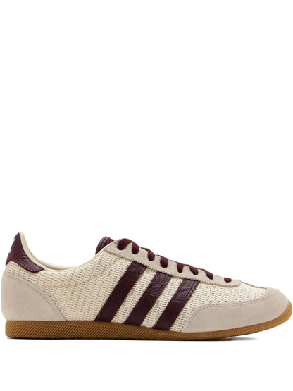 Three-Stripes Mesh Low-Top Sneakers
