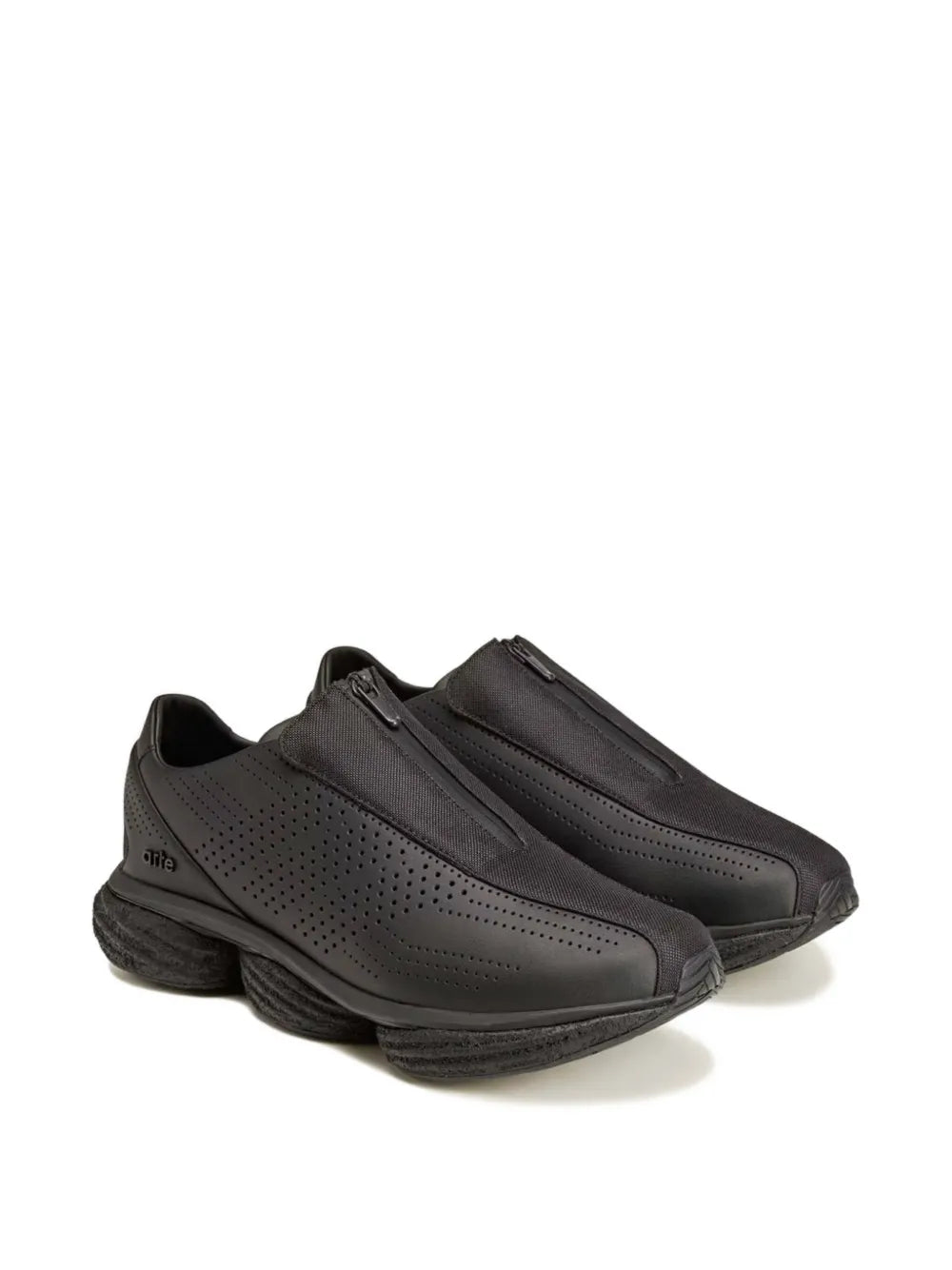X Arte Antwerp Lightblaze Pod Perforated-Design Sneakers
